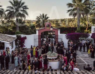 Mariage sur mesure avec dans une Hacienda en Espagne avec une organisatrice de mariage